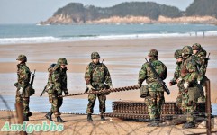 美韓軍演　北韓導彈上架
