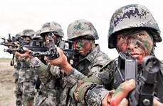 解放軍進駐北韓羅先市