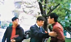 富二代炒車罵公務員「你比不上我爸」